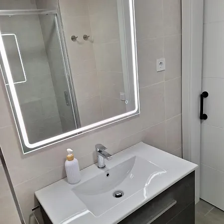 Calanu Cap Luxury By The Sea Apartment